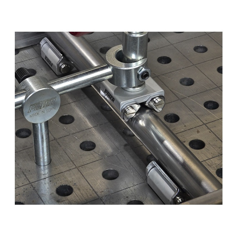 Pryzma do rur z prętem mocującym 28 mm gwint M8M6, stal ocynkowana, do stołu spawalniczego - PIHER P19113