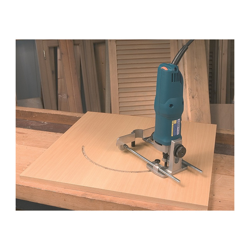 FR192VG Frezarka 1000W 14.000-30.000RPM tuleja 6mm, max śred. ostrz. 25mm 1,8kg VIRUTEX FR192VG Frezarka 1000W 14.000-30.000RPM tuleja 6mm, max śred. ostrz. 25mm 1,8kg VIRUTEX