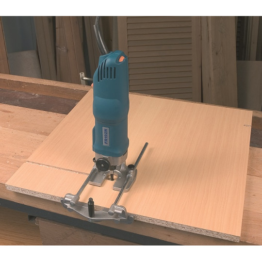 FR192VG Frezarka 1000W 14.000-30.000RPM tuleja 6mm, max śred. ostrz. 25mm 1,8kg VIRUTEX FR192VG Frezarka 1000W 14.000-30.000RPM tuleja 6mm, max śred. ostrz. 25mm 1,8kg VIRUTEX