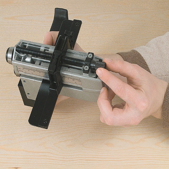 CO15L Obcinarka do laminatu VIRUTEX CO15L Obcinarka do laminatu VIRUTEX