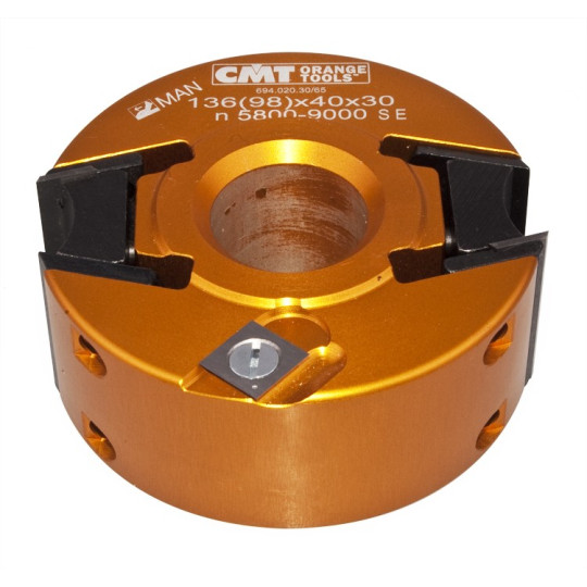 Głowica do wręg&oacute;w z możliwością założenia noży profilowych