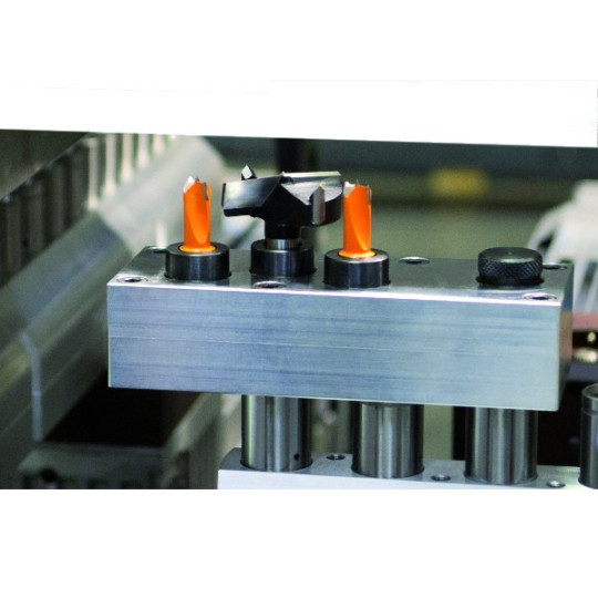 Głowica do wierceń pod zawiasy